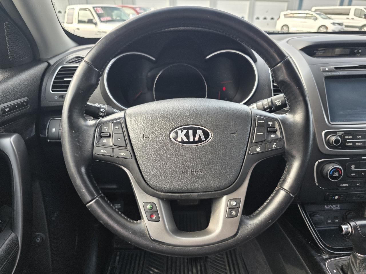 Kia Sorento AWD 4dr V6 SX 2015