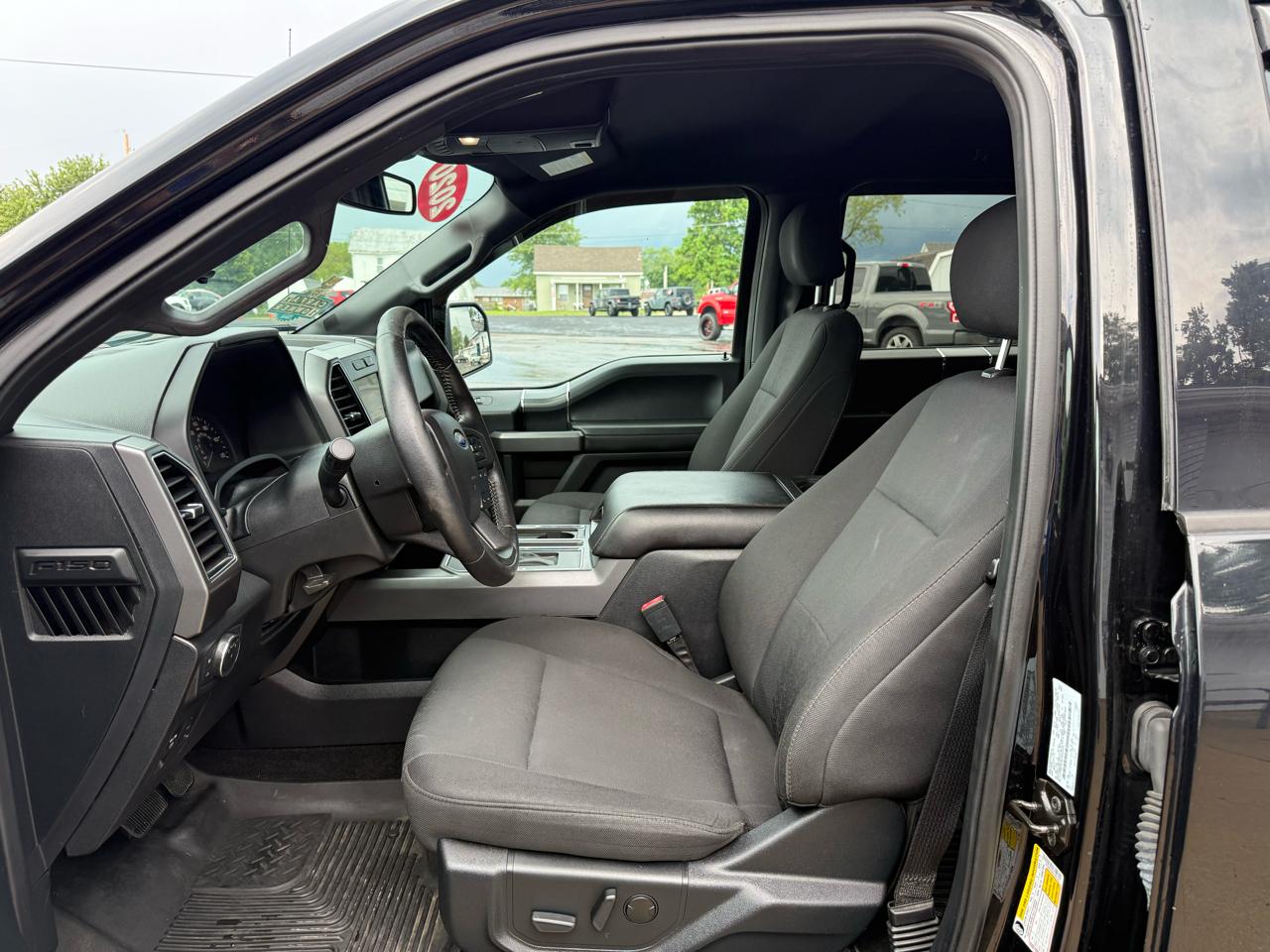 Ford F-150 4WD SuperCab 133" XLT 2020