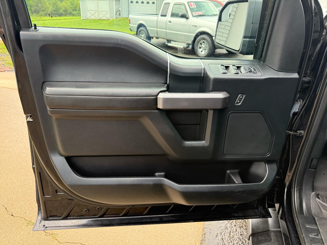 Ford F-150 4WD SuperCab 133" XLT 2020