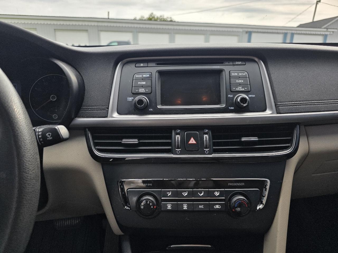 Kia Optima 4dr Sdn LX 2016
