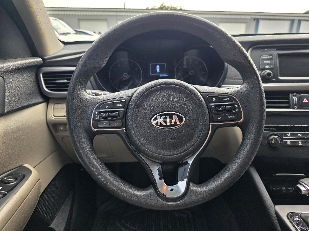 Kia Optima 4dr Sdn LX 2016