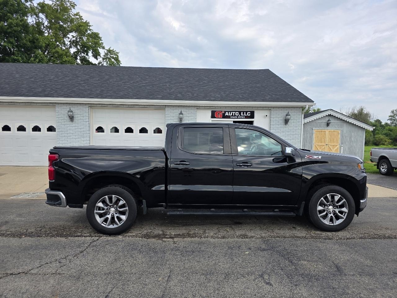 Chevrolet Silverado 1500 4WD Crew Cab 147" LT w/1LT 2021