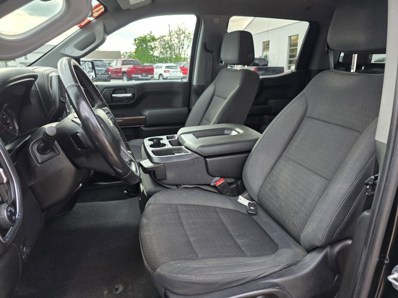 Chevrolet Silverado 1500 4WD Crew Cab 147" LT w/1LT 2021