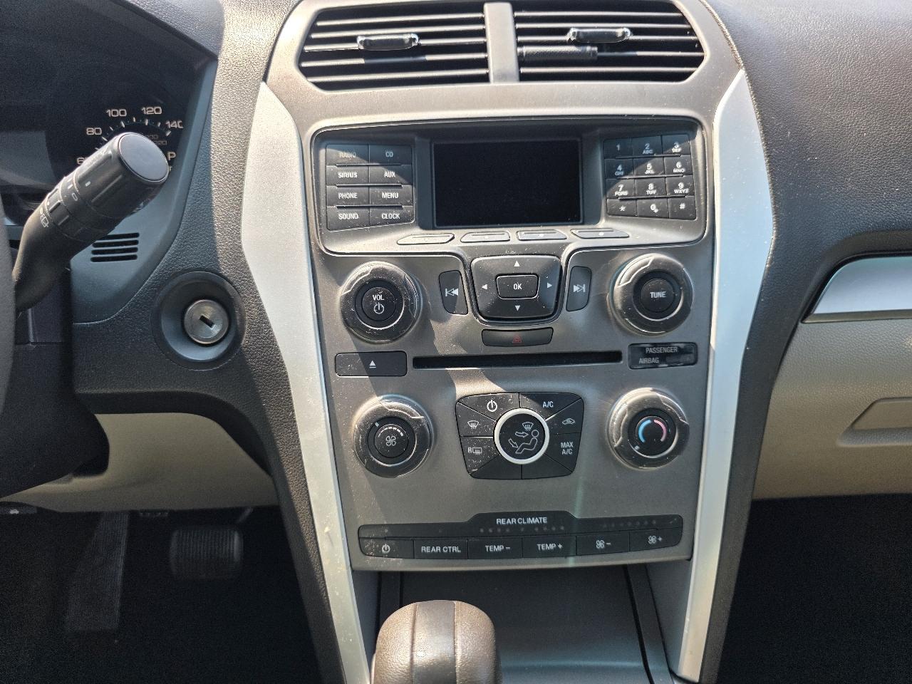 Ford Explorer FWD 4dr Base 2015