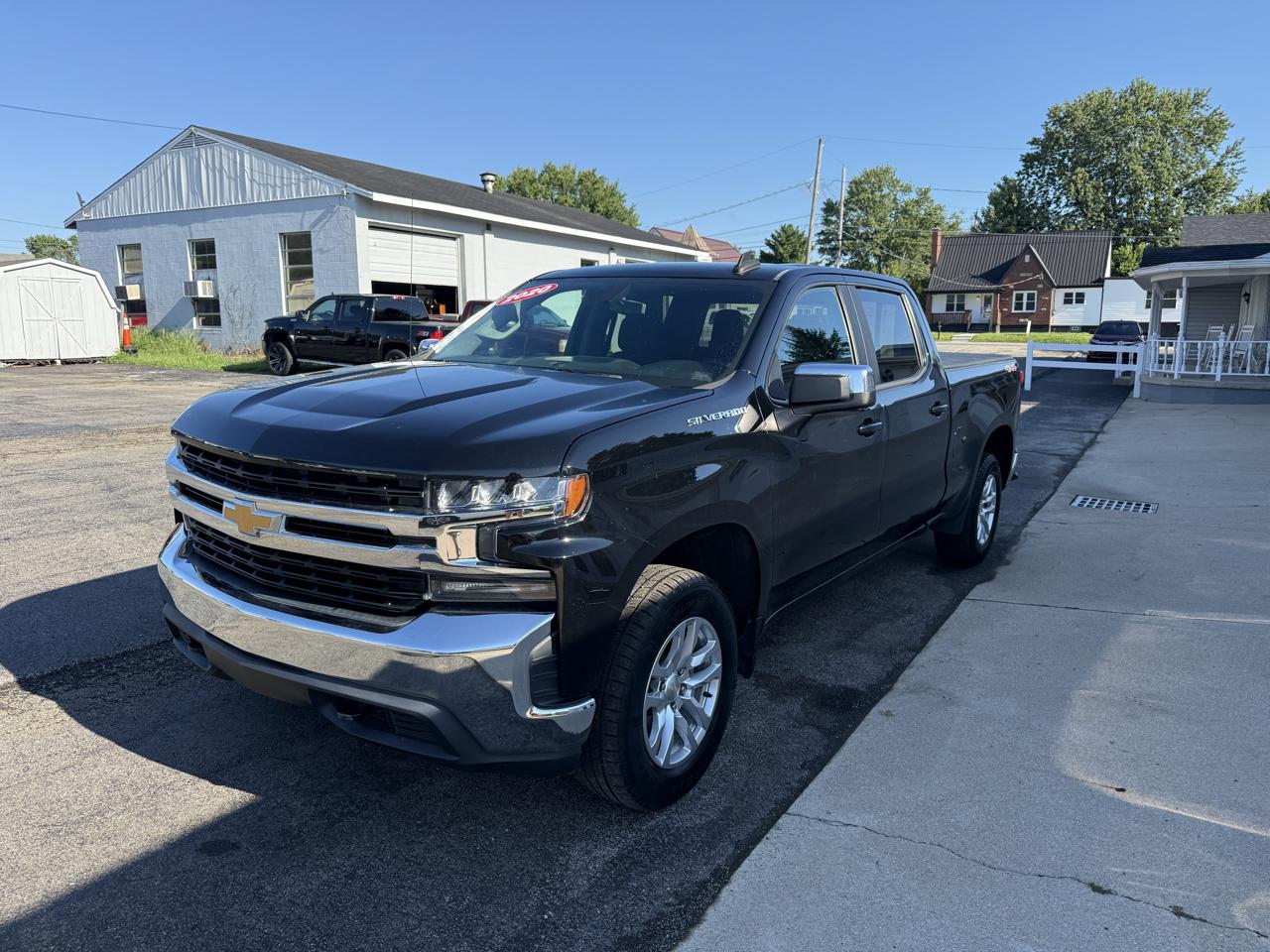 Chevrolet Silverado 1500 4WD Crew Cab 157" LT 2020