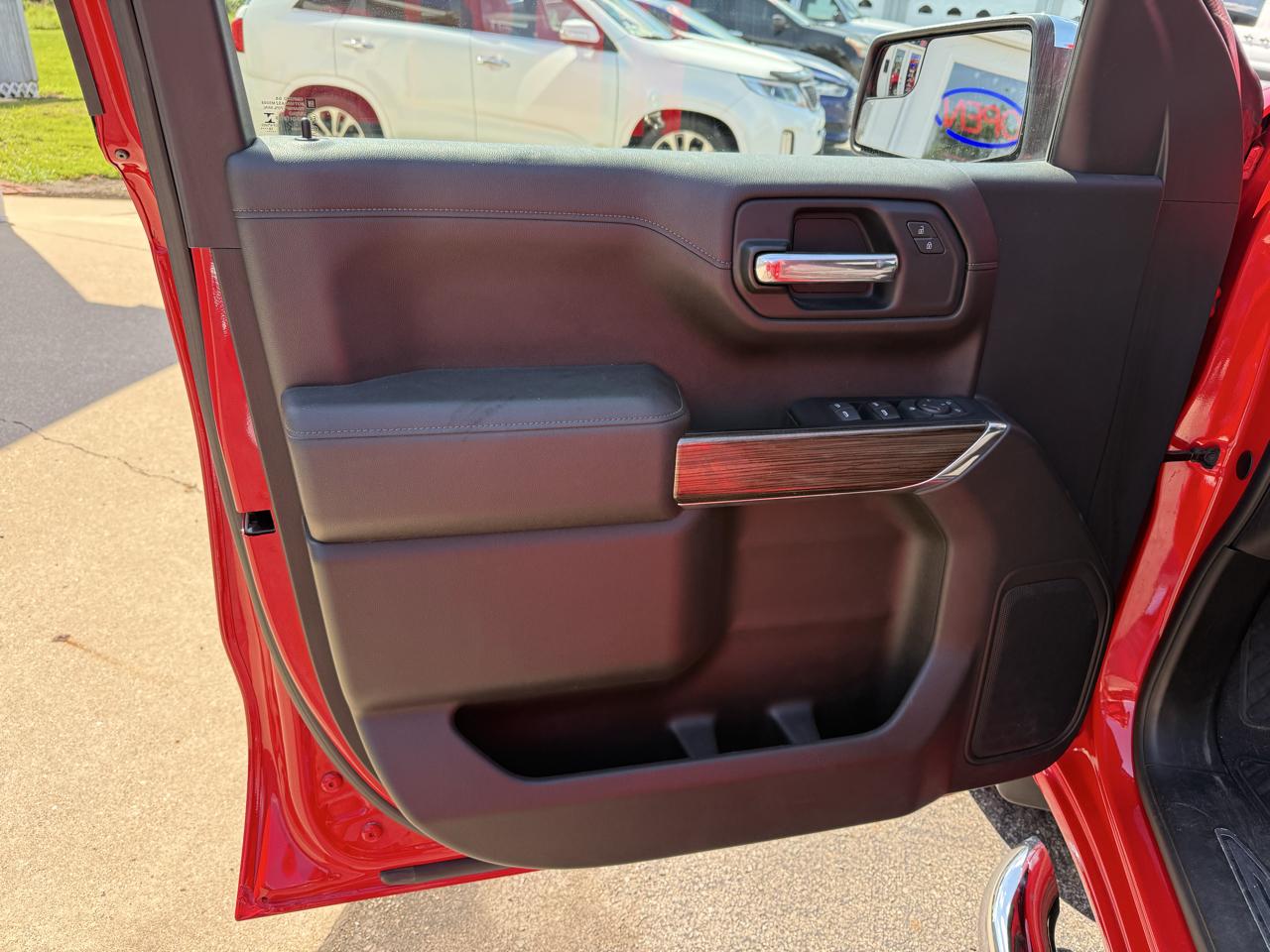 Chevrolet Silverado 1500 4WD Crew Cab 147" LT 2019