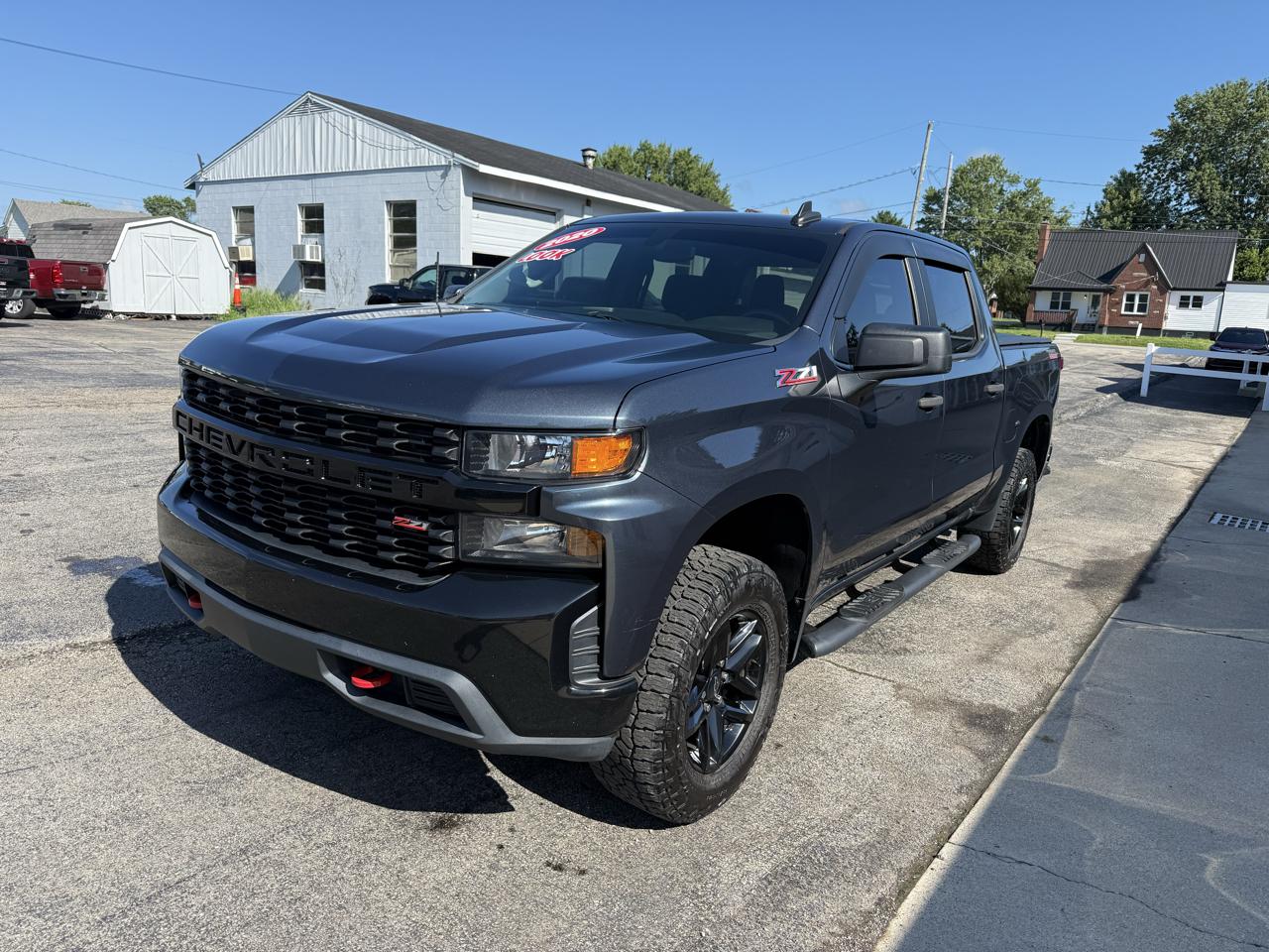 Chevrolet Silverado 1500 4WD Crew Cab 147" Custom Trail Boss 2020