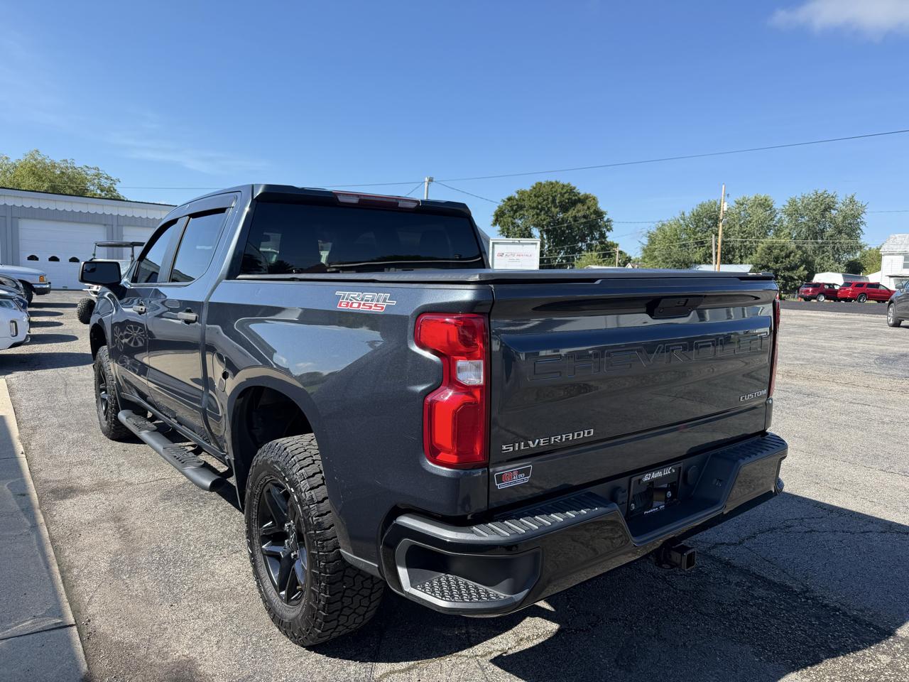 Chevrolet Silverado 1500 4WD Crew Cab 147" Custom Trail Boss 2020