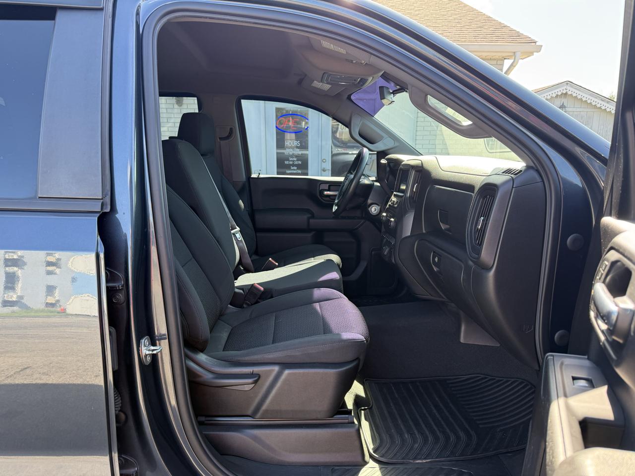 Chevrolet Silverado 1500 4WD Crew Cab 147" Custom Trail Boss 2020