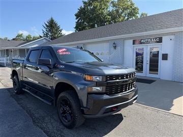2020 Chevrolet Silverado 1500 4WD Crew Cab 147" Custom Trail Boss