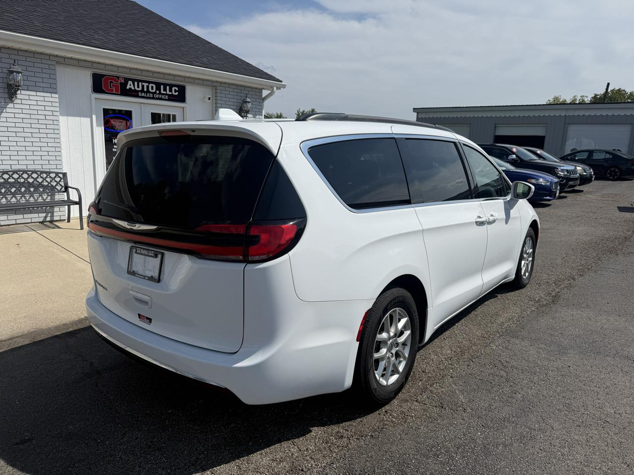 Chrysler Pacifica Touring L FWD 2022