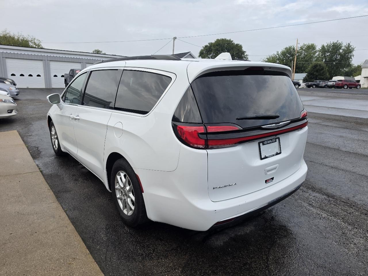 Chrysler Pacifica Touring L FWD 2022