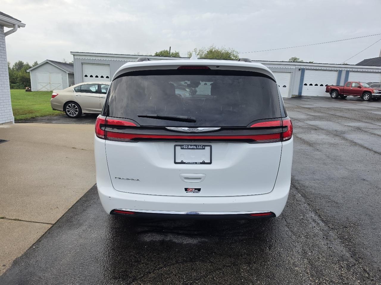 Chrysler Pacifica Touring L FWD 2022