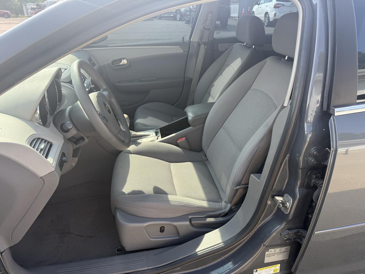 Chevrolet Malibu 4dr Sdn LS w/1LS 2009