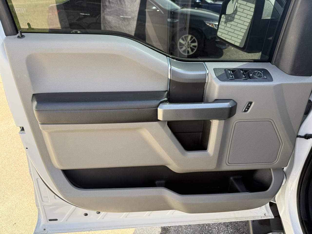 Ford F-150 Lariat 4WD SuperCrew 5.5' Box 2018