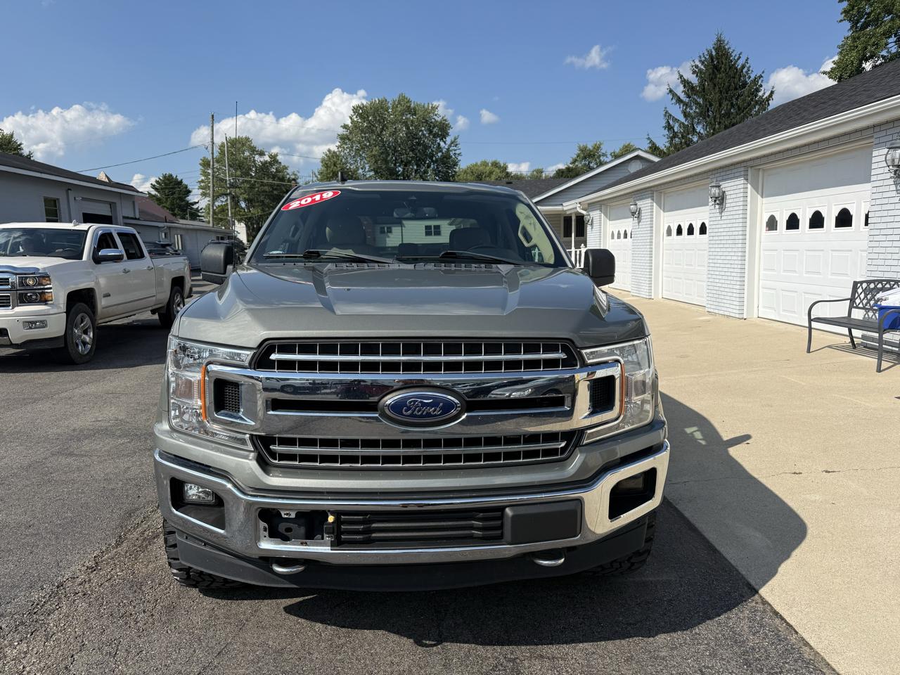 Ford F-150 XLT SuperCrew Short Bed 4WD 2019