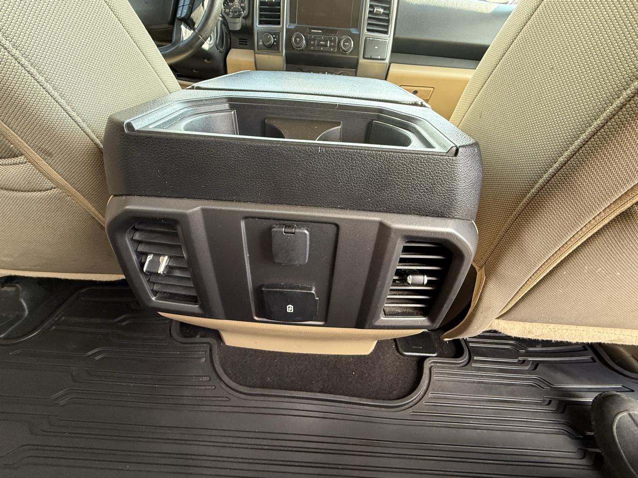 Ford F-150 XLT SuperCrew Short Bed 4WD 2019