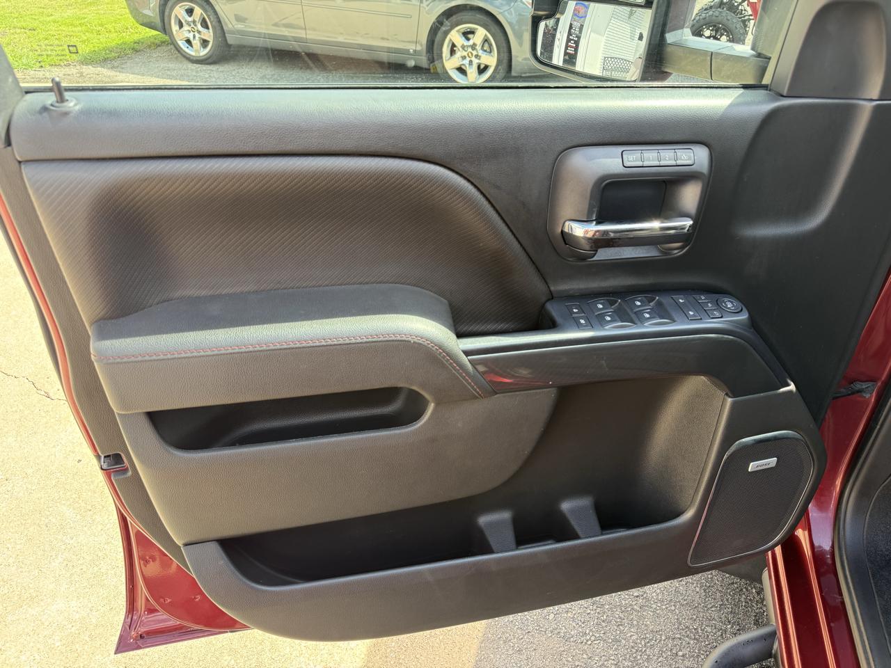 GMC Sierra 1500 4WD Crew Cab 143.5" SLT 2017