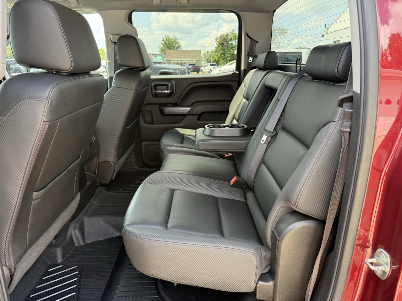 GMC Sierra 1500 4WD Crew Cab 143.5" SLT 2017