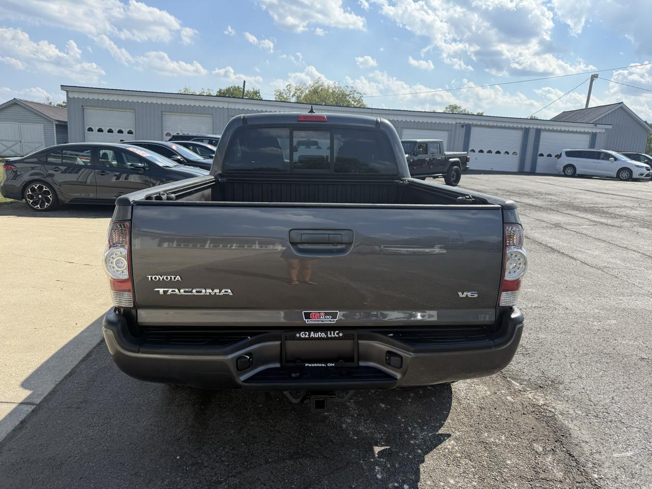 Toyota Tacoma 4WD Double Cab LB V6 AT (Natl) 2014