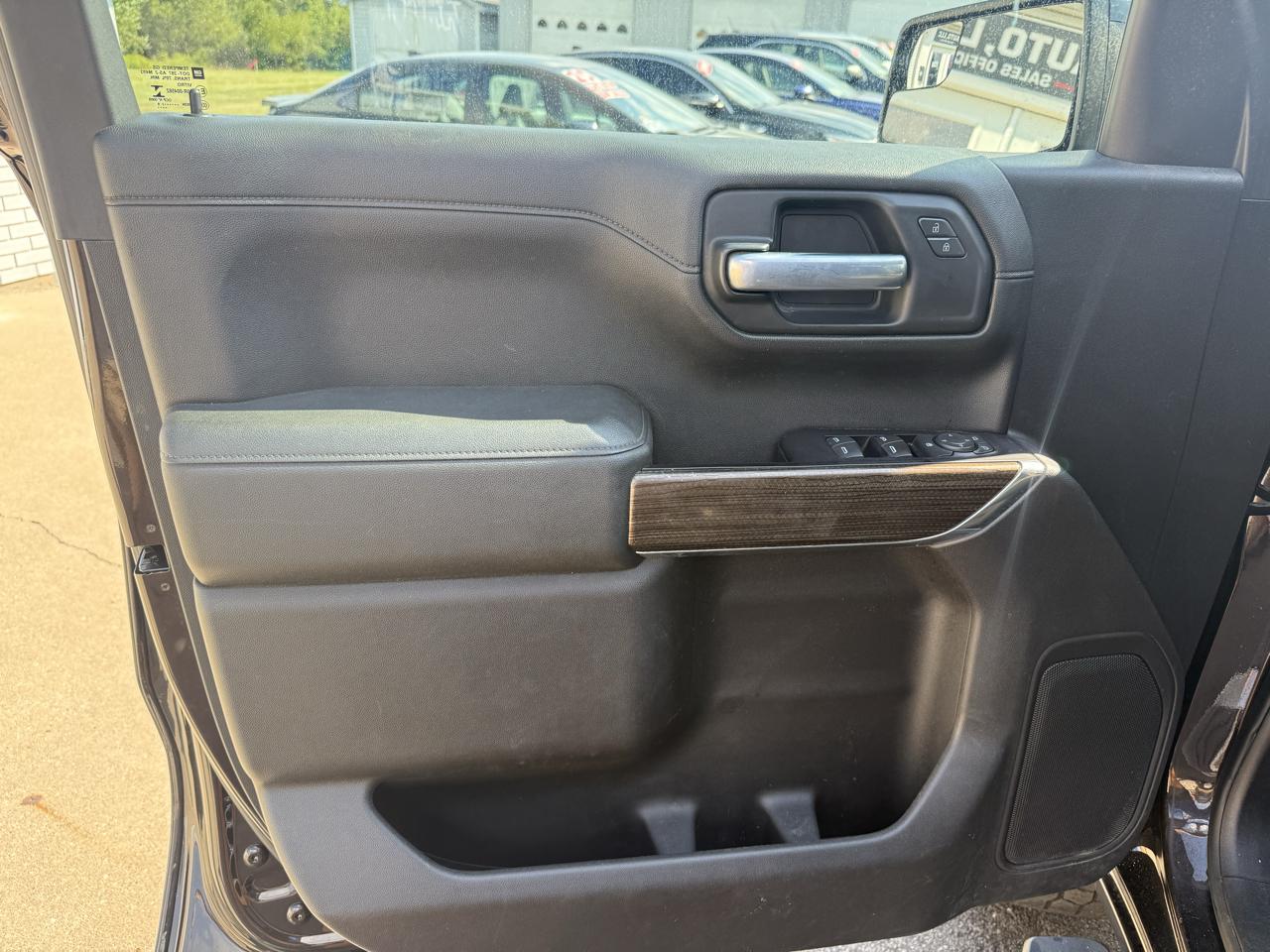 Chevrolet Silverado 1500 4WD Crew Cab 147" RST 2019