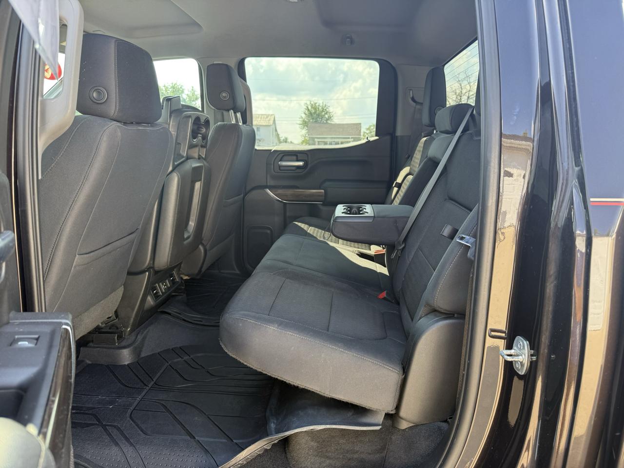 Chevrolet Silverado 1500 4WD Crew Cab 147" RST 2019