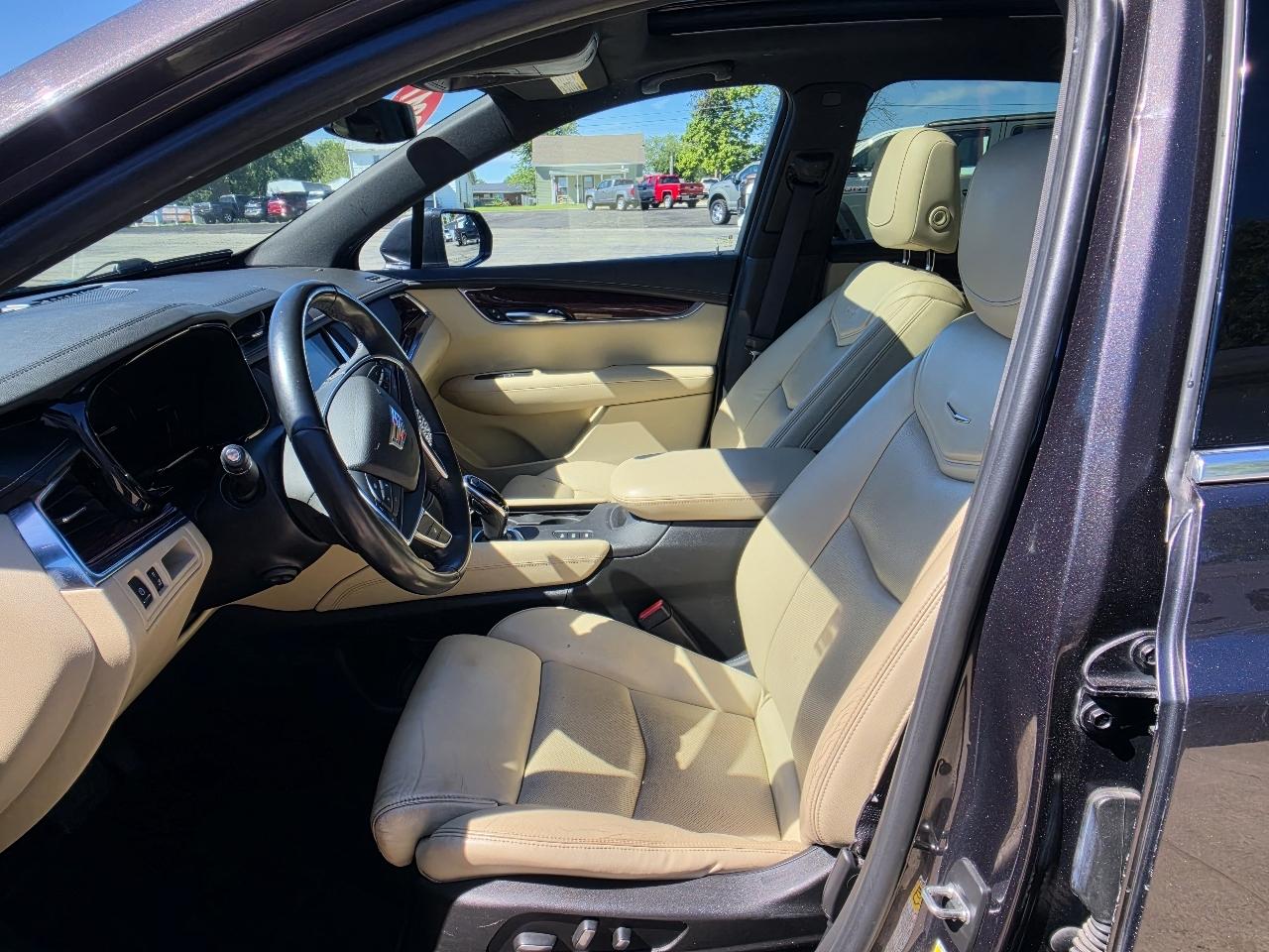 Cadillac XT5 AWD 4dr Luxury 2017