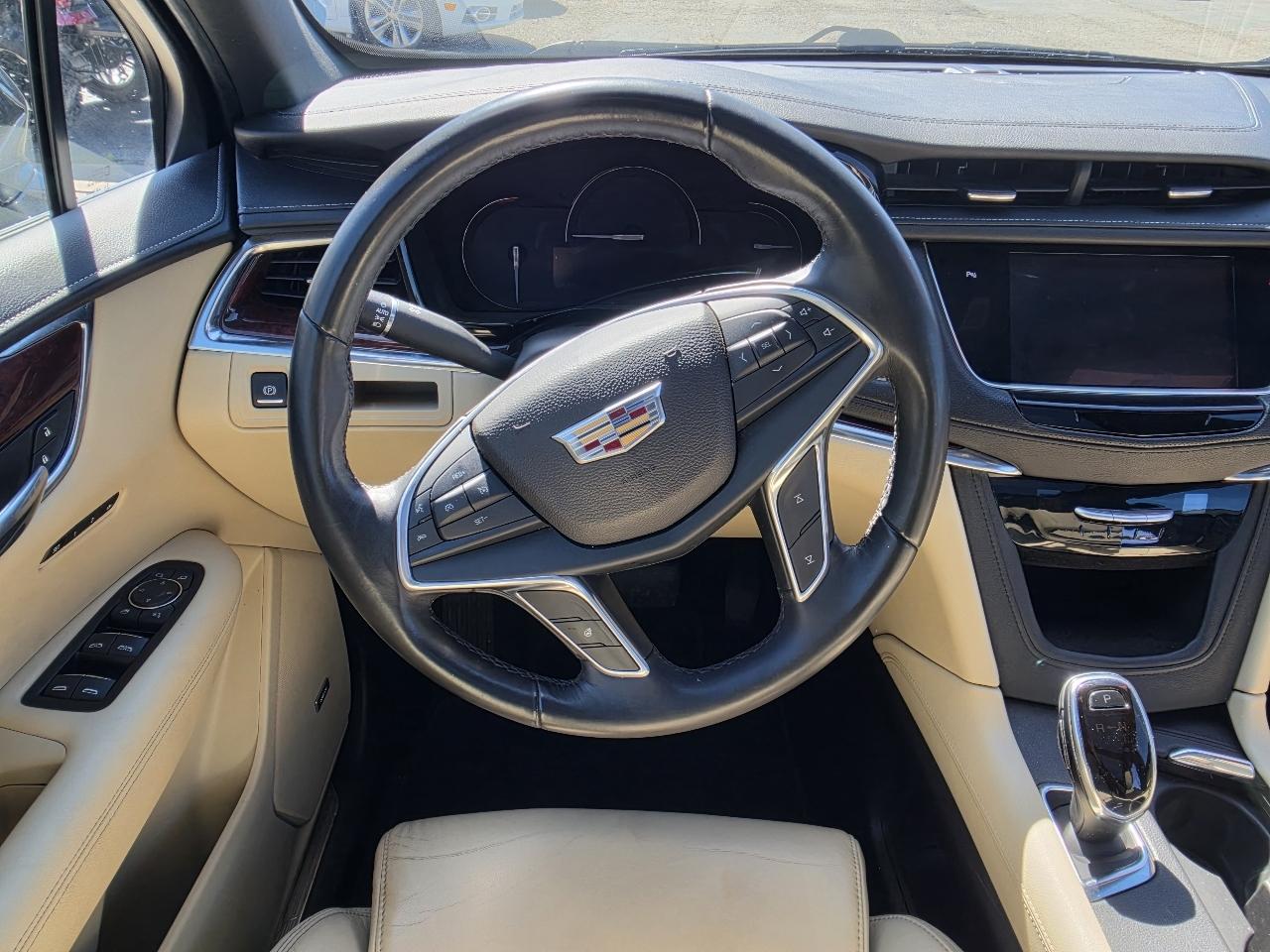 Cadillac XT5 AWD 4dr Luxury 2017