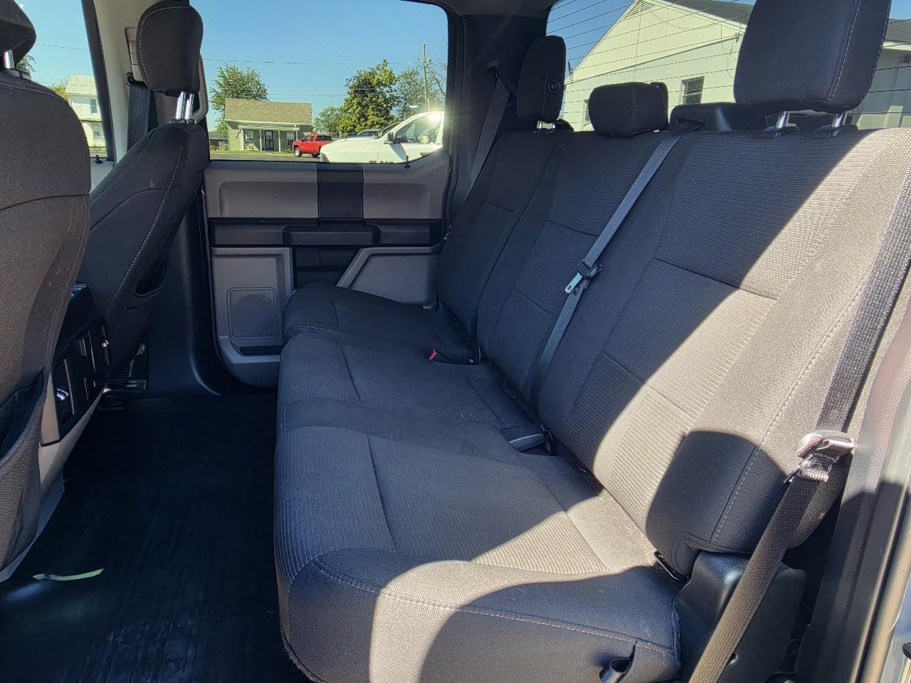 Ford F-150 4WD SuperCrew 145" STX 2019