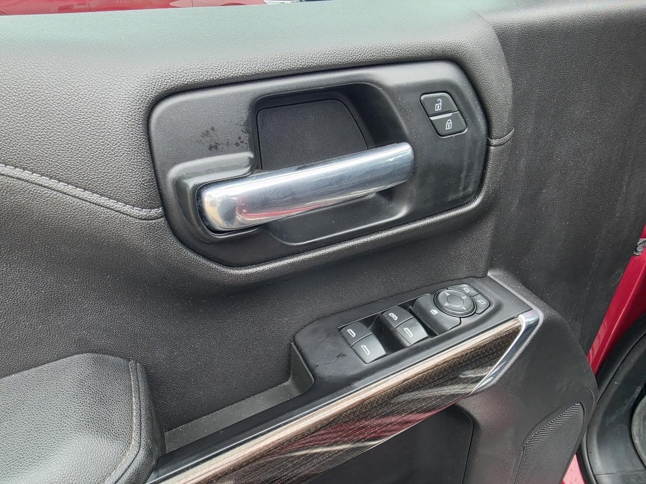 Chevrolet Silverado 1500 4WD Crew Cab 147" LT 2020