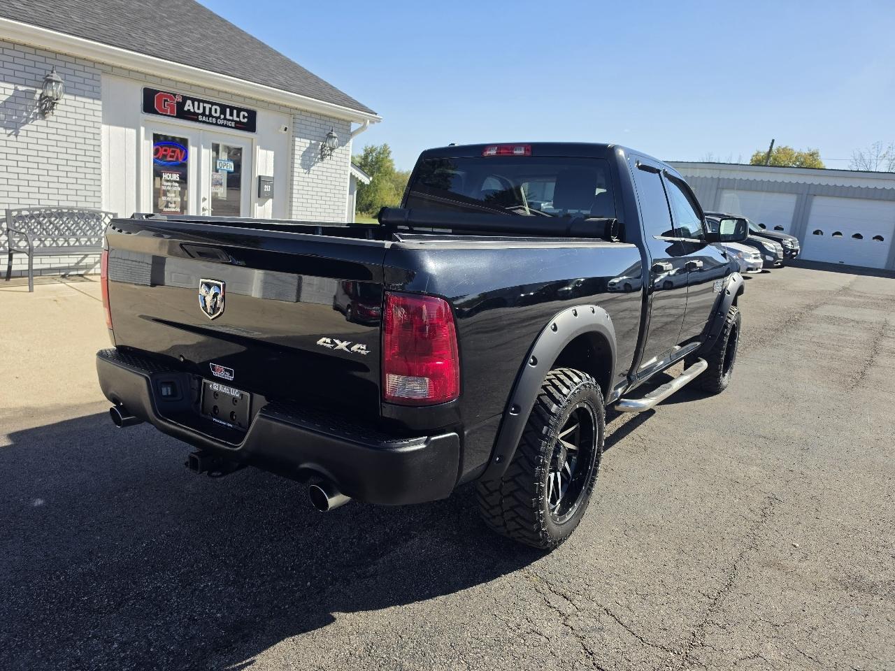 RAM 1500 4WD Quad Cab 140.5" Express 2014