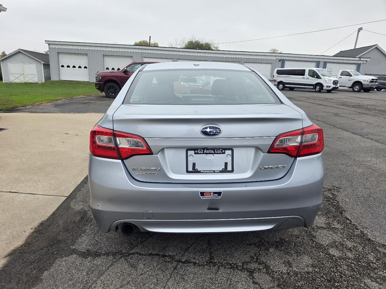 Subaru Legacy 4dr Sdn 2.5i Premium 2015