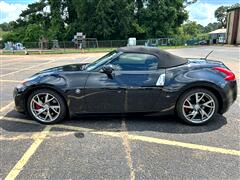 2014 Nissan Z 