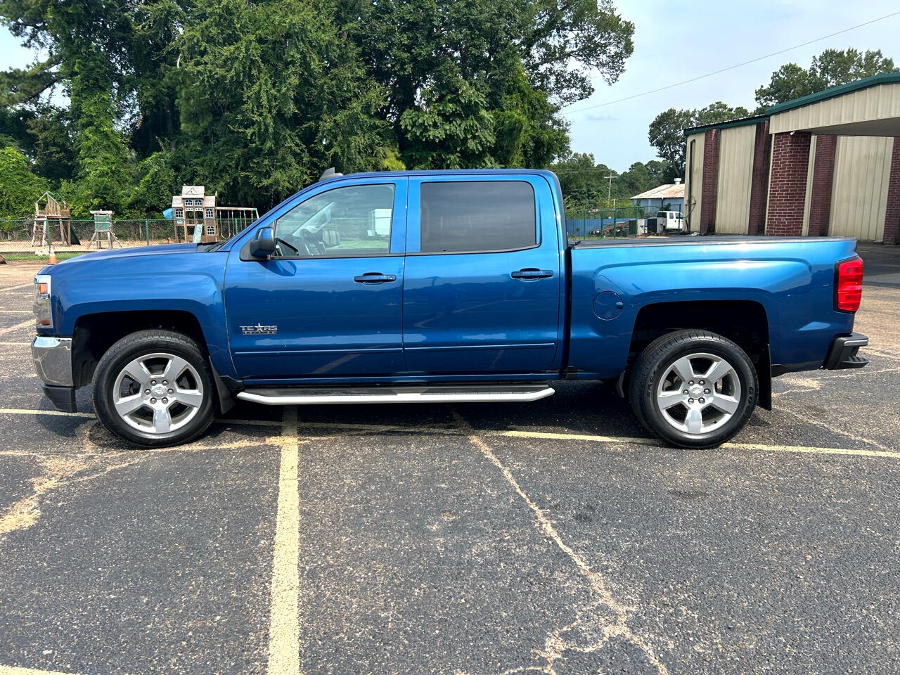 2018 Chevrolet Silverado 1500 LT Crew Cab 2WD