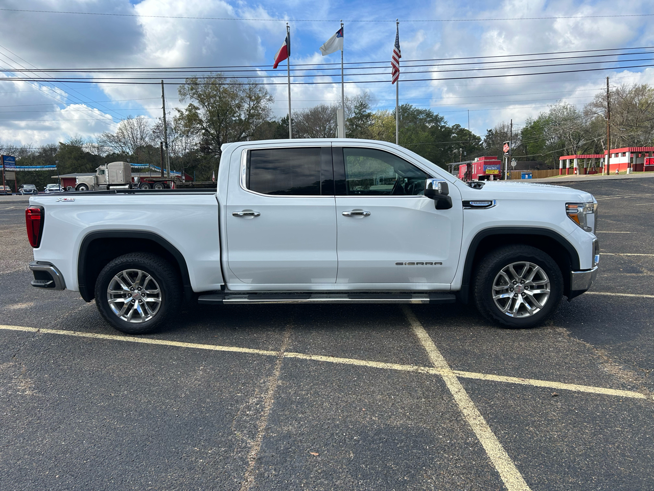 2020 GMC Sierra 1500 SLT Crew Cab Long Box 4WD