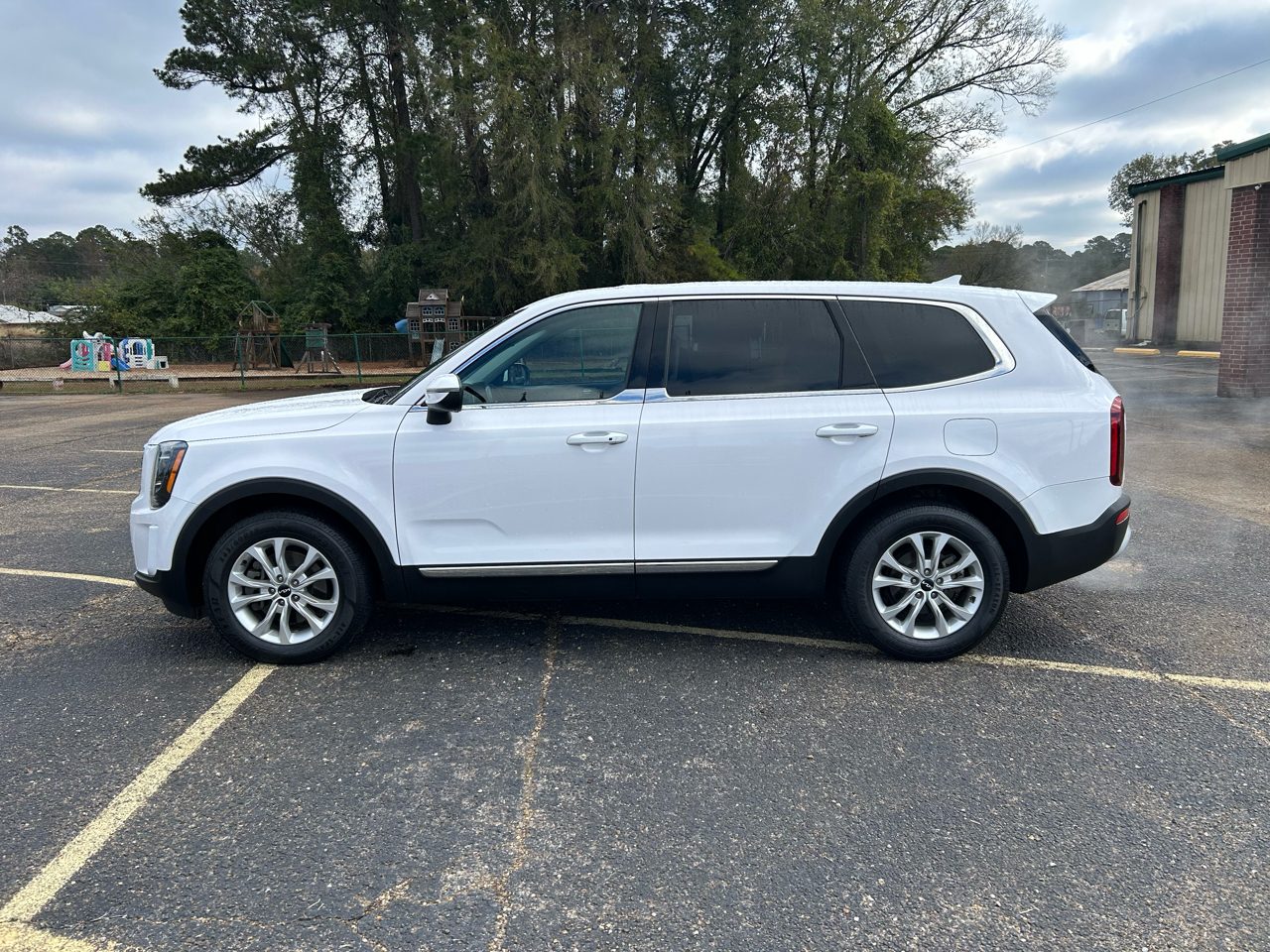2022 Kia Telluride LX AWD