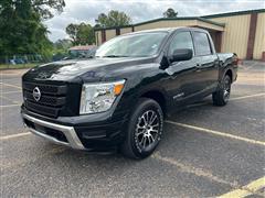 2022 Nissan Titan 