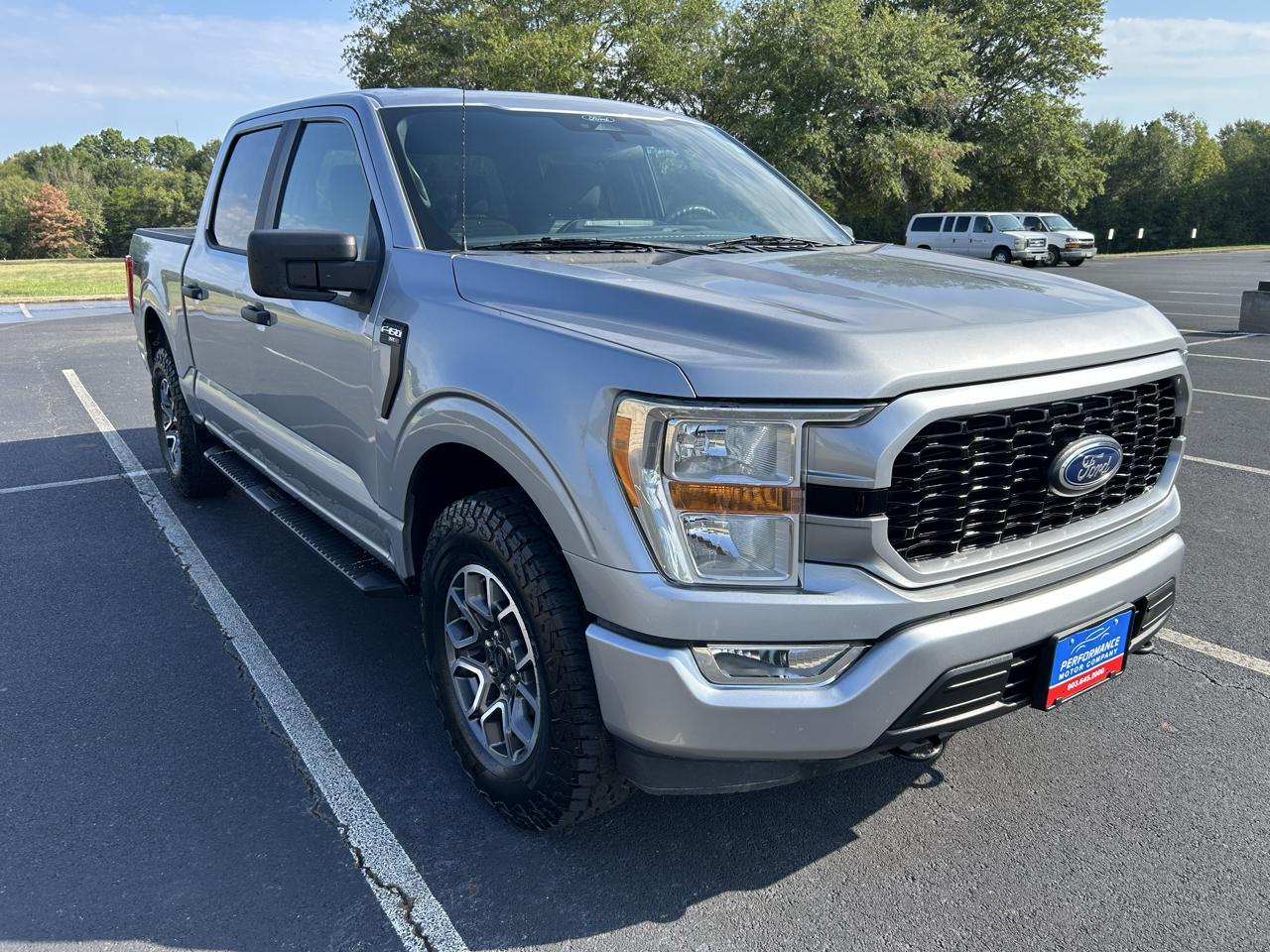 Ford F-150 photo 3