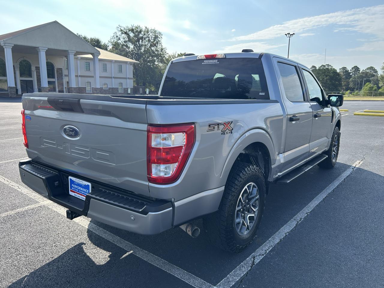 Ford F-150 photo 7