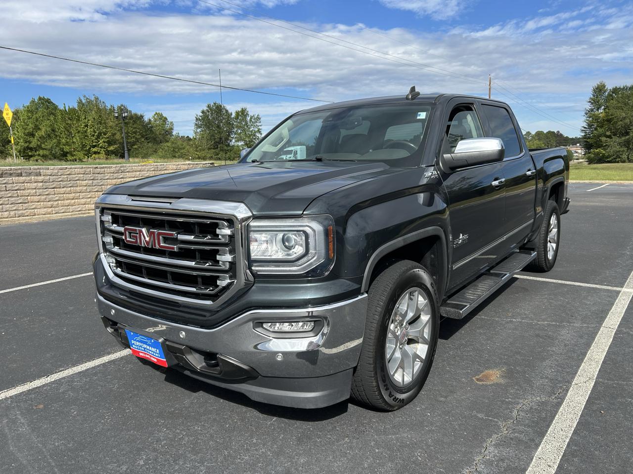 2018 GMC Sierra 1500 SLT Crew Cab Long Box 4WD
