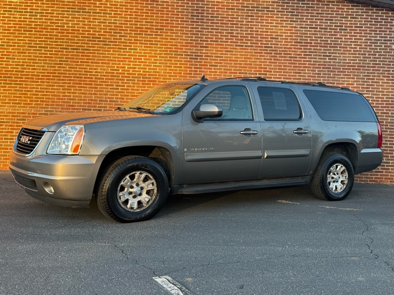 2007 GMC Yukon XL's photo