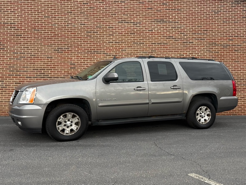 2007 GMC Yukon XL's photo