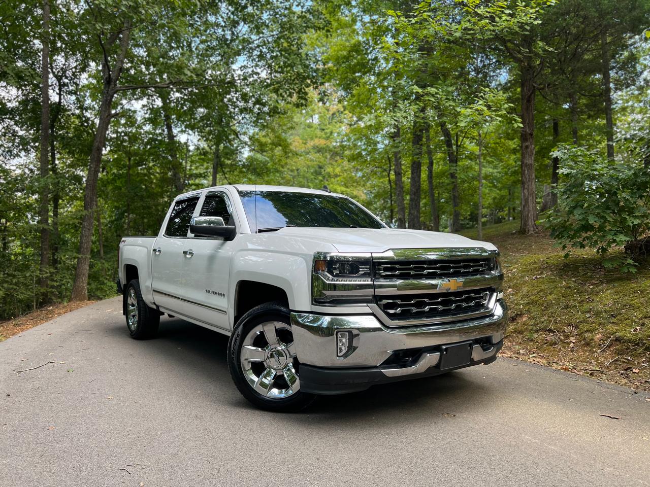 Used 2017 Chevrolet Silverado 1500 LTZ Crew Cab 4WD for Sale in