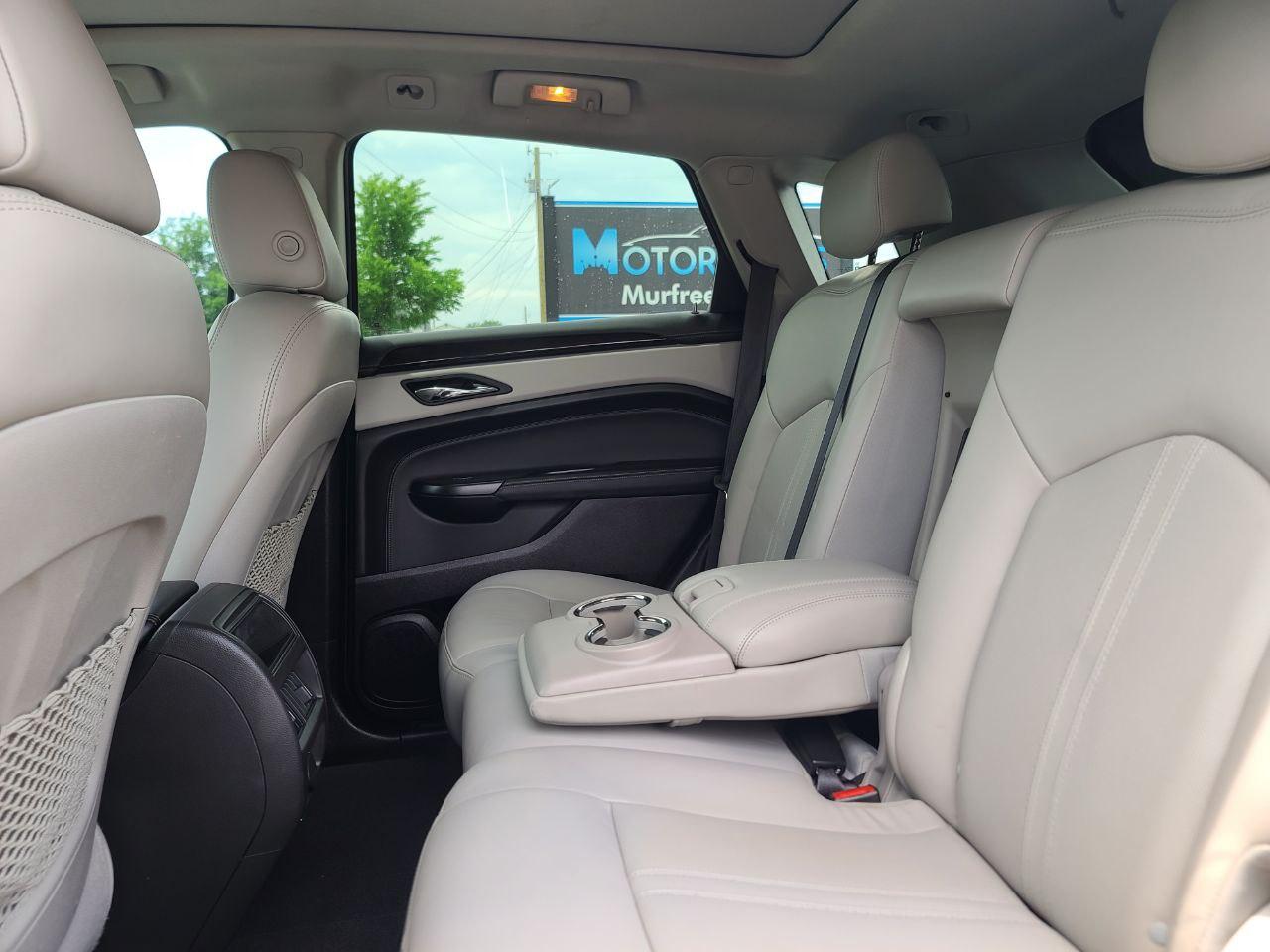 Cadillac SRX Luxury Collection FWD 2014