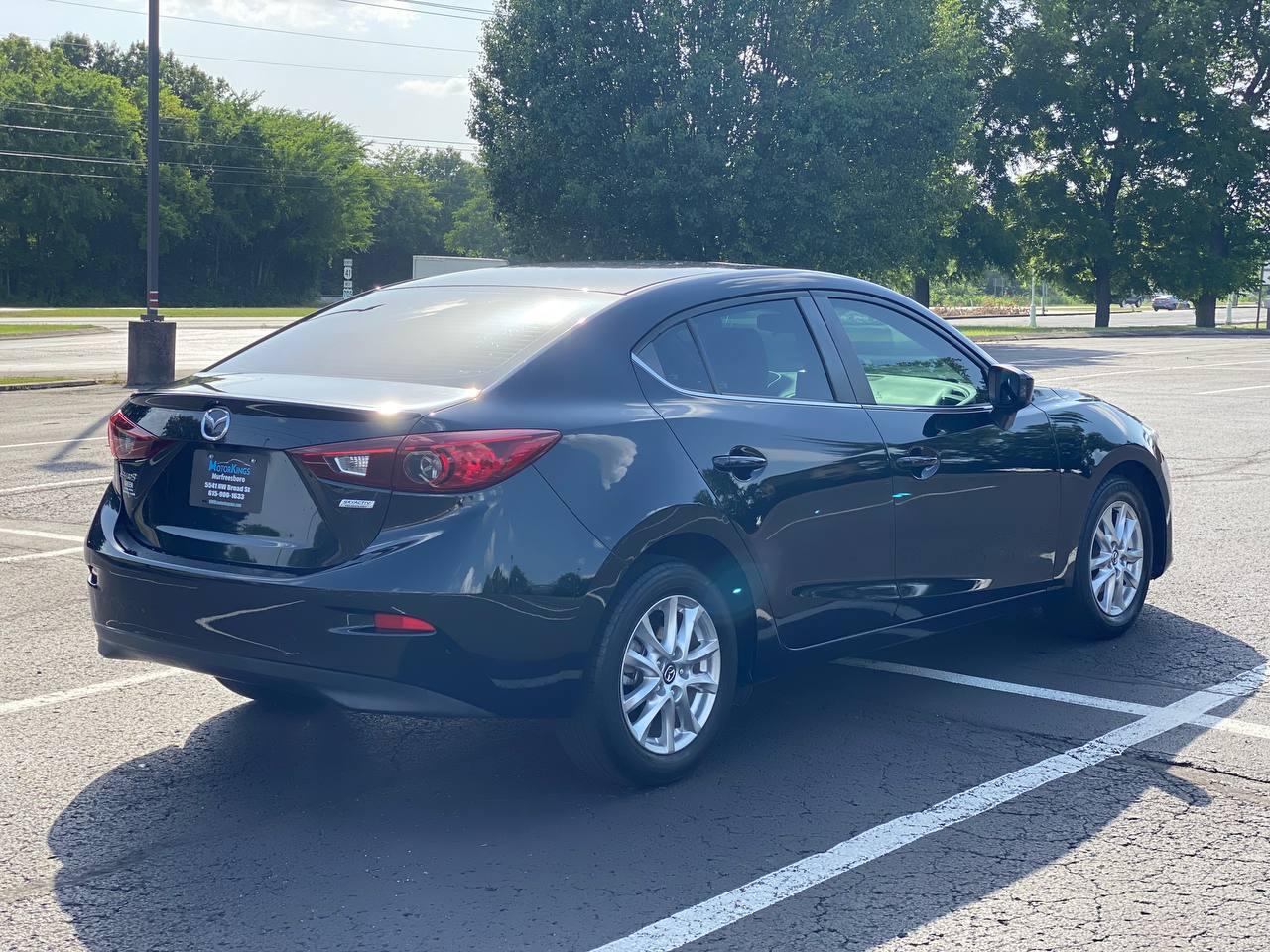 Mazda MAZDA3 i Touring AT 4-Door 2016