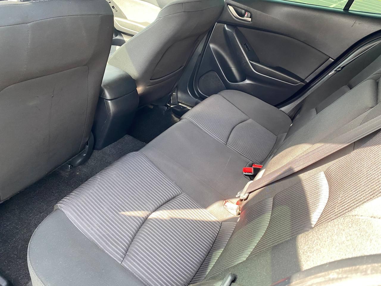 Mazda MAZDA3 i Touring AT 4-Door 2016