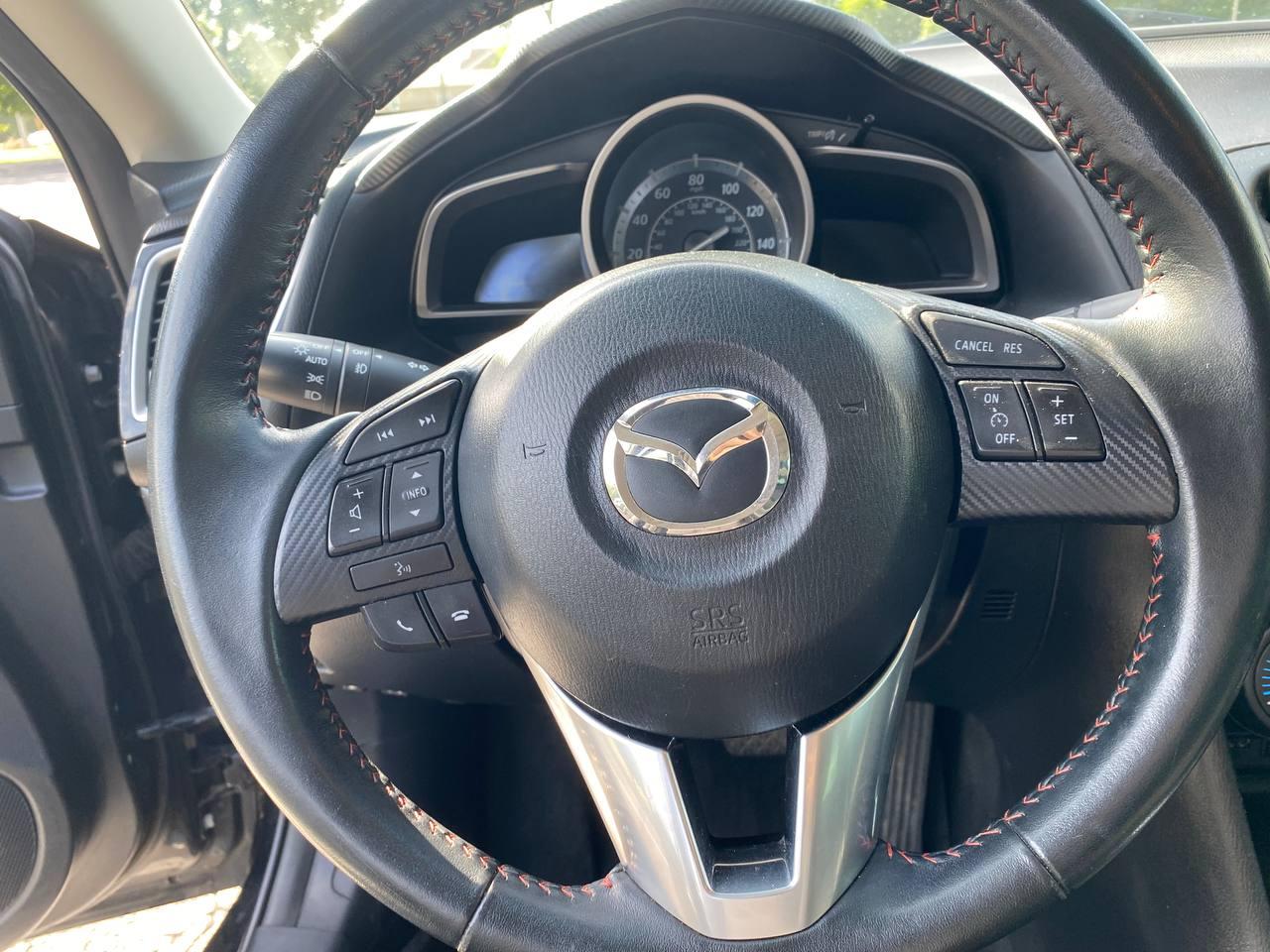 Mazda MAZDA3 i Touring AT 4-Door 2016