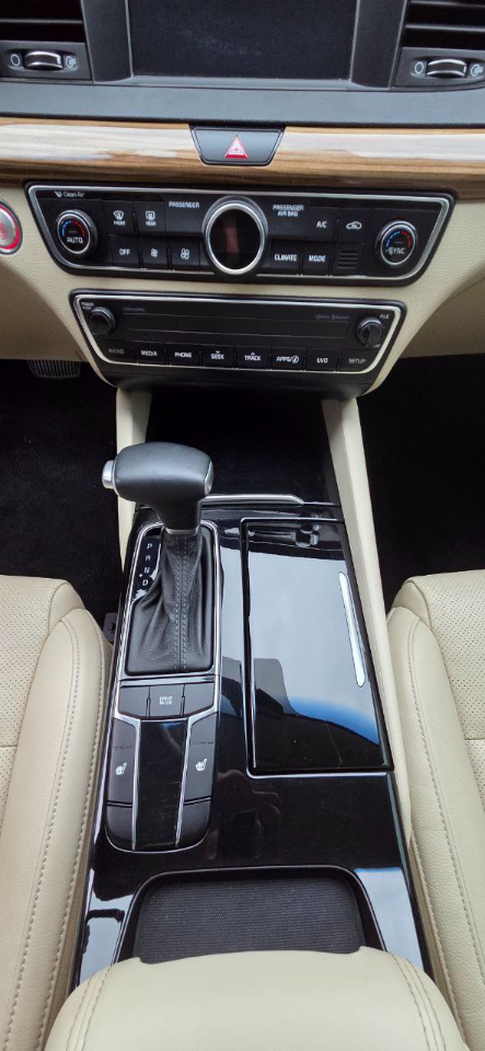 Kia Cadenza Premium 2017 Kia Cadenza Premium 2017
