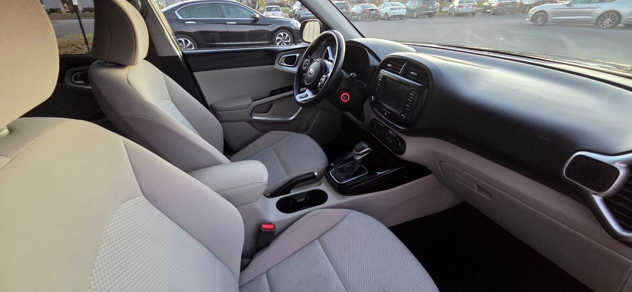 Kia Soul LX CVT 2020