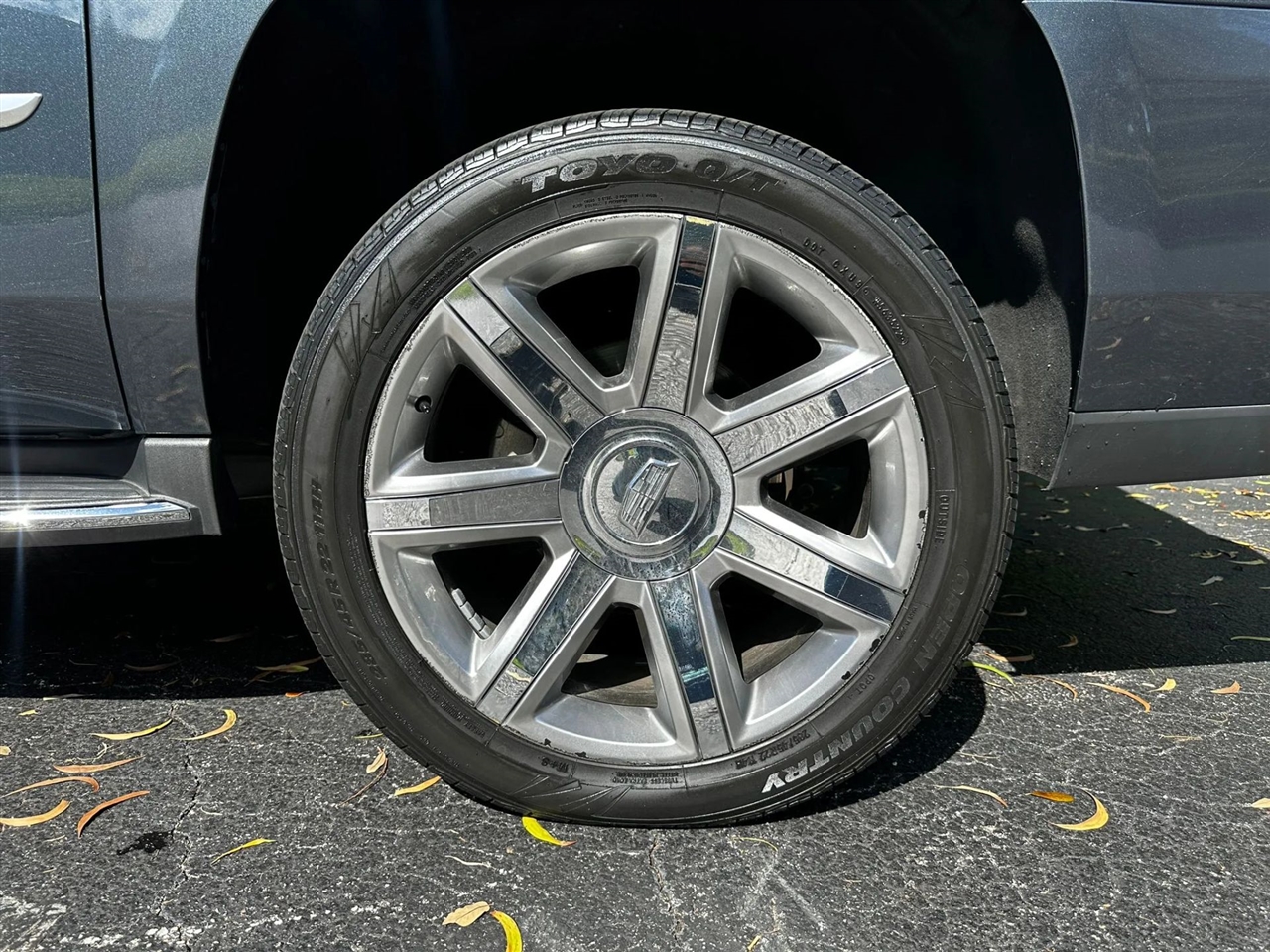Cadillac Escalade ESV 2WD Luxury 2020 Cadillac Escalade ESV 2WD Luxury 2020
